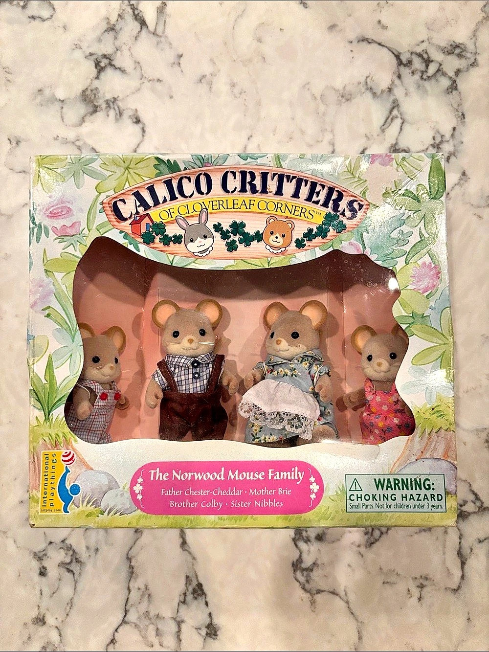 International Playthings Vintage NIB Calico Critters the Norwood Mouse Family Bo